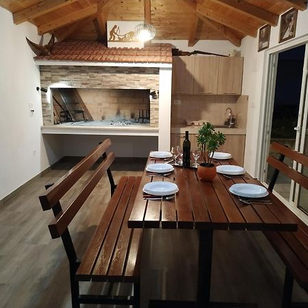 Perivoj Apartment Kaštela Екстериор снимка